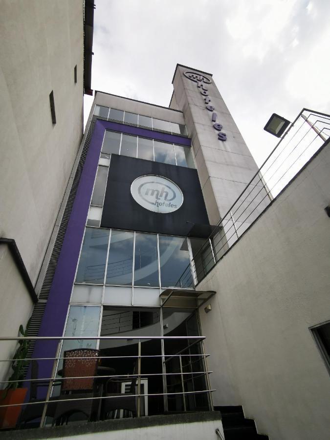 Ayenda 1136 Mh Hotel Pereira Buitenkant foto