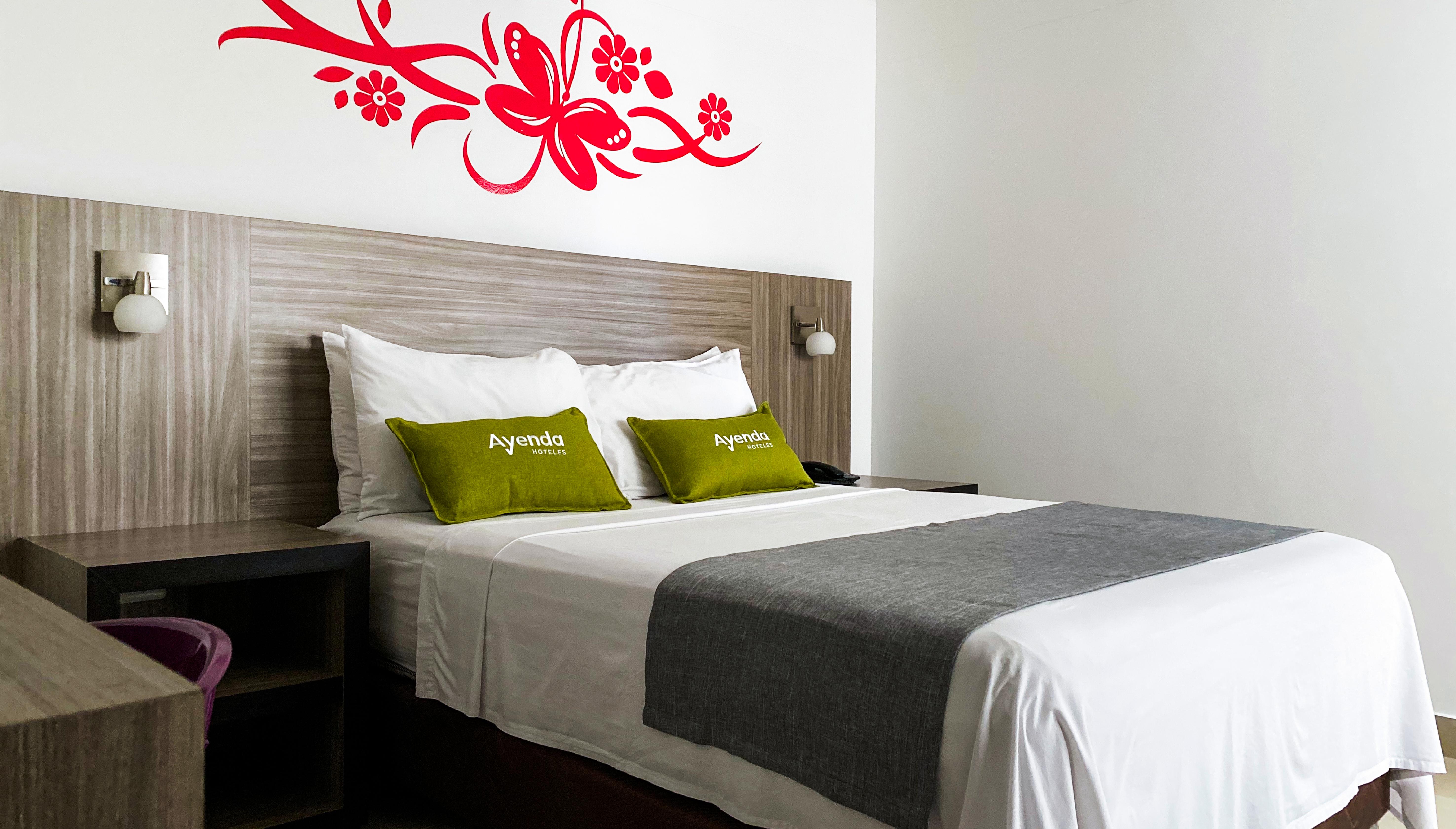 Ayenda 1136 Mh Hotel Pereira Buitenkant foto